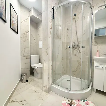Apartment Za Oknem Zamku - 2 *